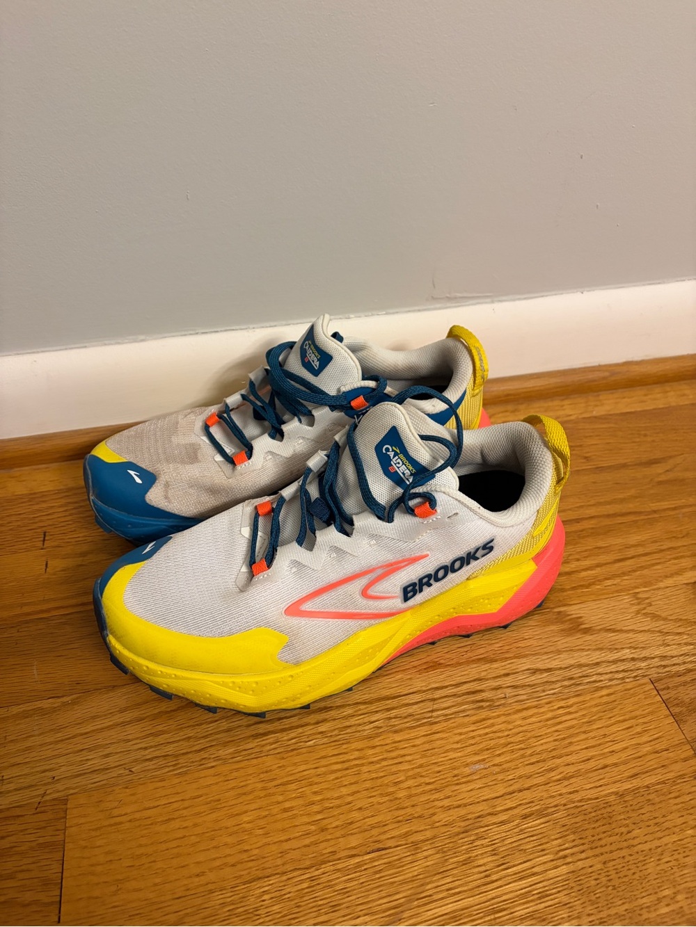 Brooks Caldera 8 Women’s size 9